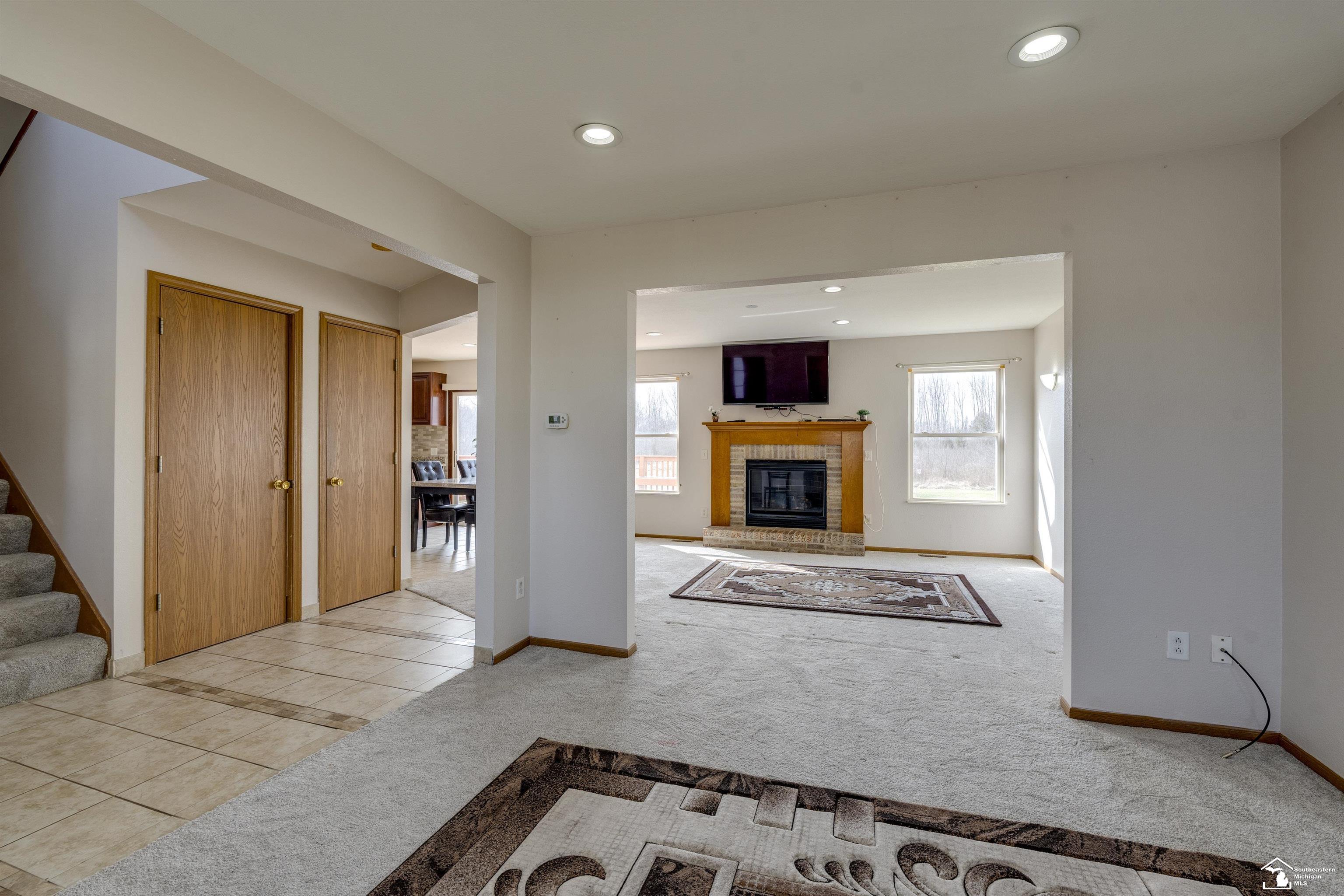 821 Hunting Creek Road Temperance, MI 48182 - Photo 8 of 39 50169842-1713a86d-fac6-4d44-9880-d94d8f9047ad.JPG