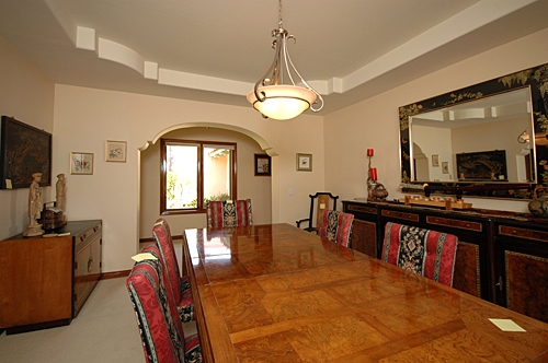 1736 Kings Road Vista, CA 92084 - Photo 3 of 25