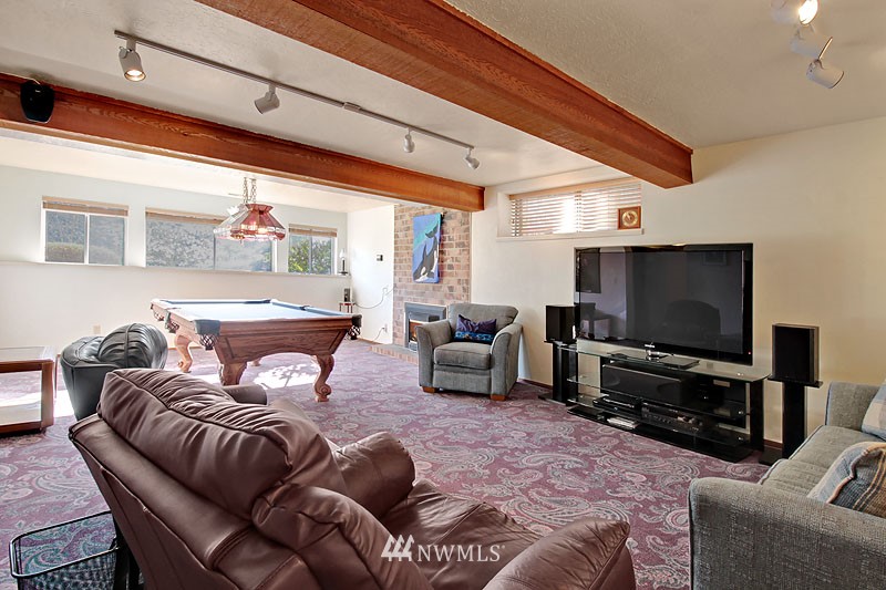 20221 107th Avenue Northeast Bothell, WA 98011 - Photo 16 of 21 Gallery Image 16