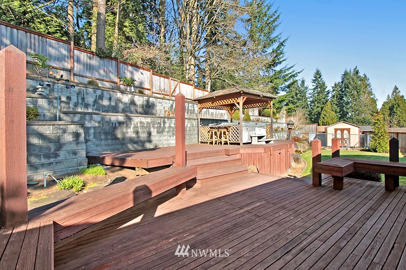20221 107th Avenue Northeast Bothell, WA 98011 - Photo 20 of 21 Gallery Image 20