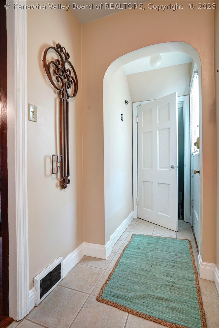1104 Hickory Road Charleston, WV 25314 - Photo 19 of 37 Gallery Image 19