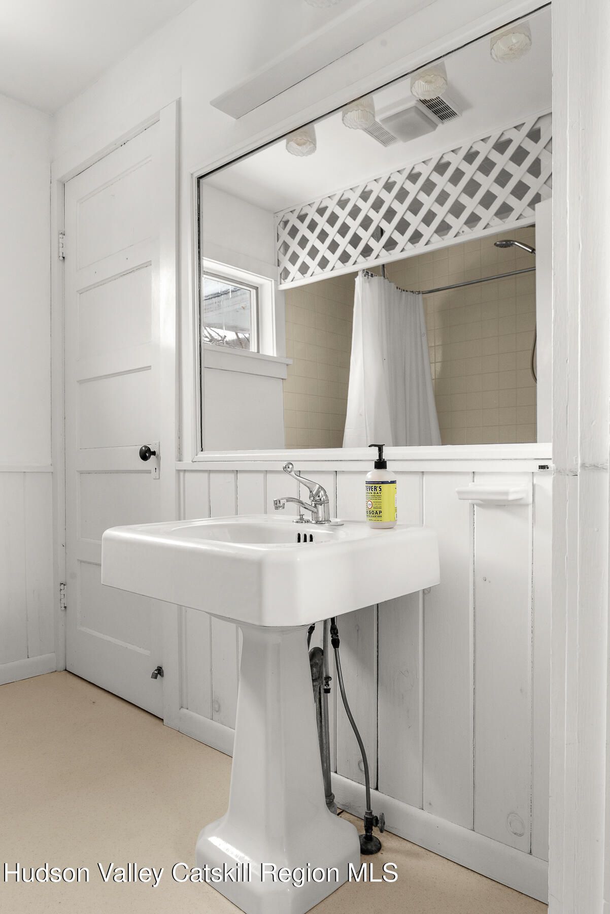 53573 Highway 30 Roxbury, NY 12474 - Photo 35 of 41 DSC_3018