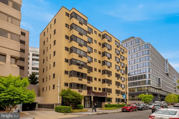 $224,750 | 2141 I Street Northwest, Unit 204, Washington, DC 20037