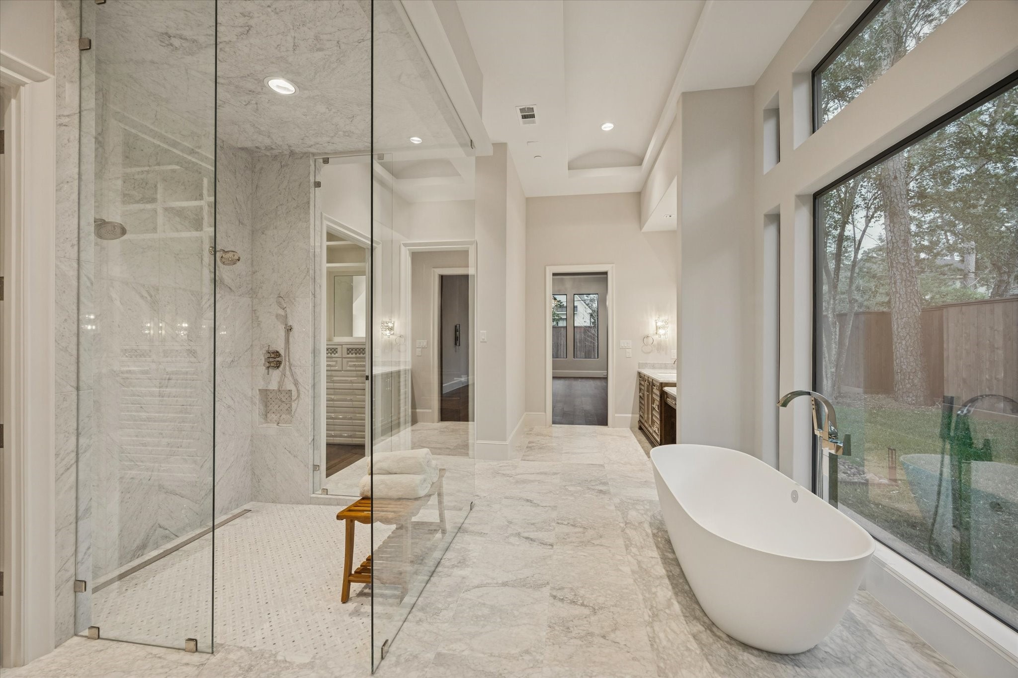 318 Knipp Road Houston, TX 77024 - Photo 19 of 46 Gallery Image 19