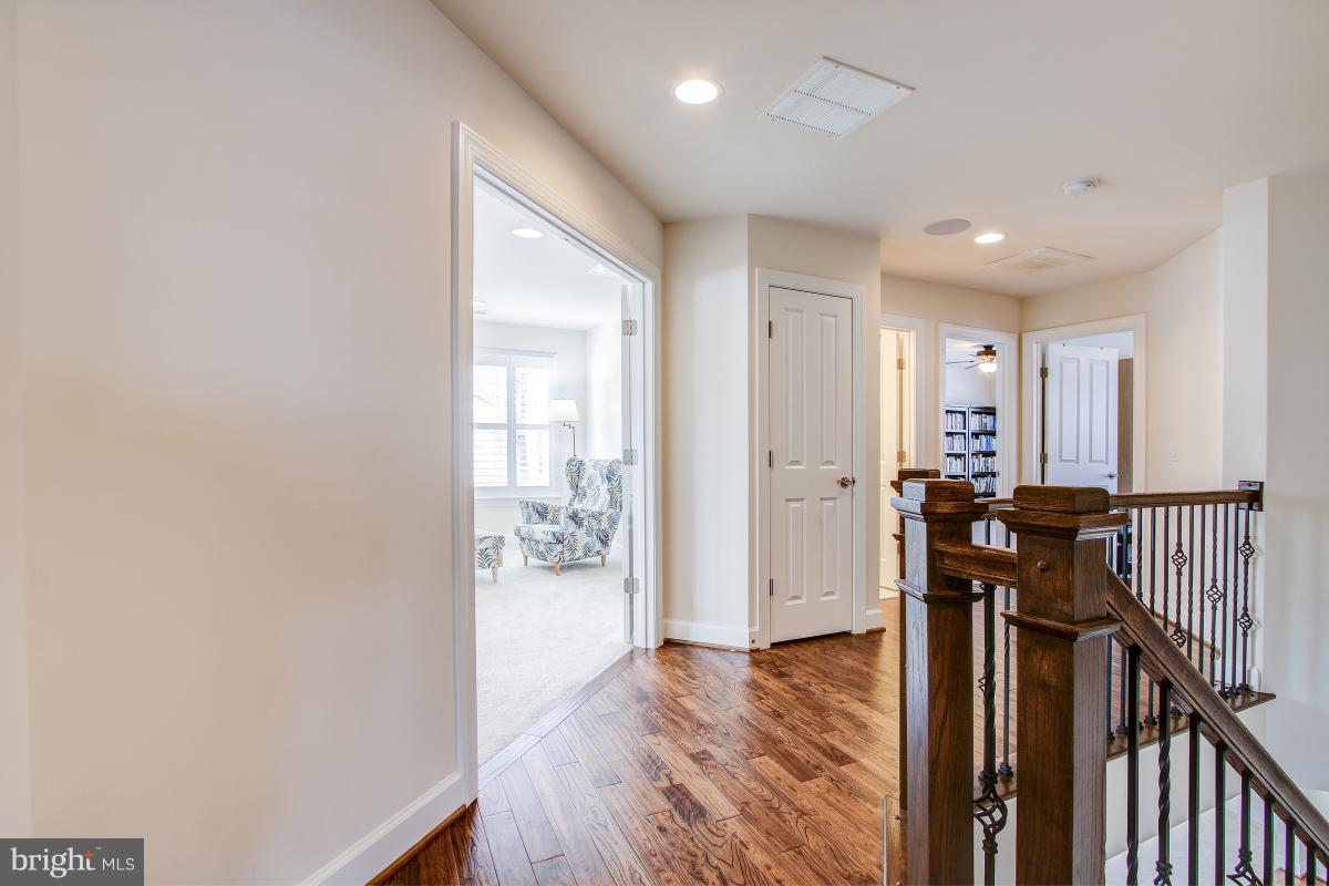 8391 Edward Carr Court Springfield, VA 22153 - Photo 26 of 67 Gallery Image 26