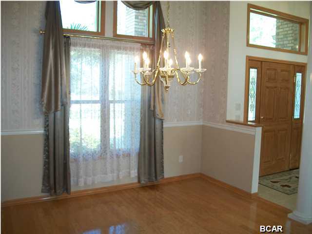 2633 Rolling Pines Road Chipley, FL 32428 - Photo 8 of 23 Gallery Image 8