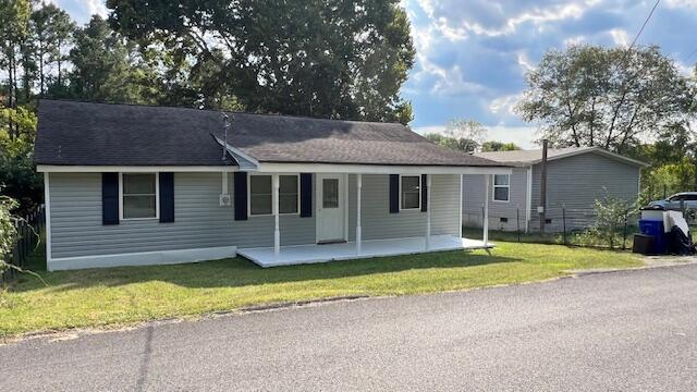 880 5th Street Southeast Cleveland, TN 37311 - Photo 3 of 28 IMG_6831