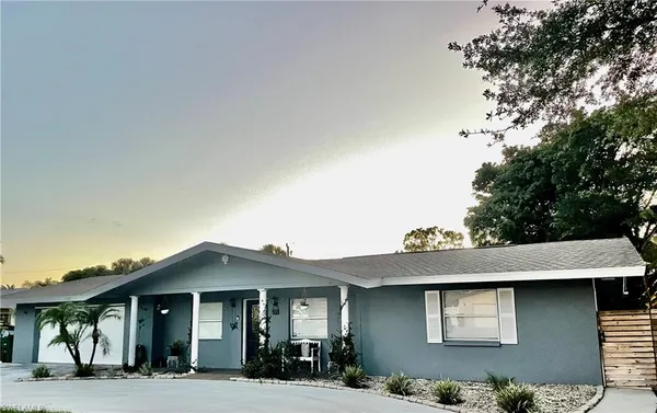 $4,200 | 235 Cypress Way West, Naples, FL 34110