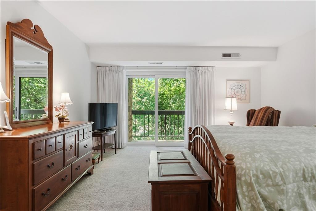 1500 Cochran Road, Unit 901 Pittsburgh, PA 15243 - Photo 23 of 45
