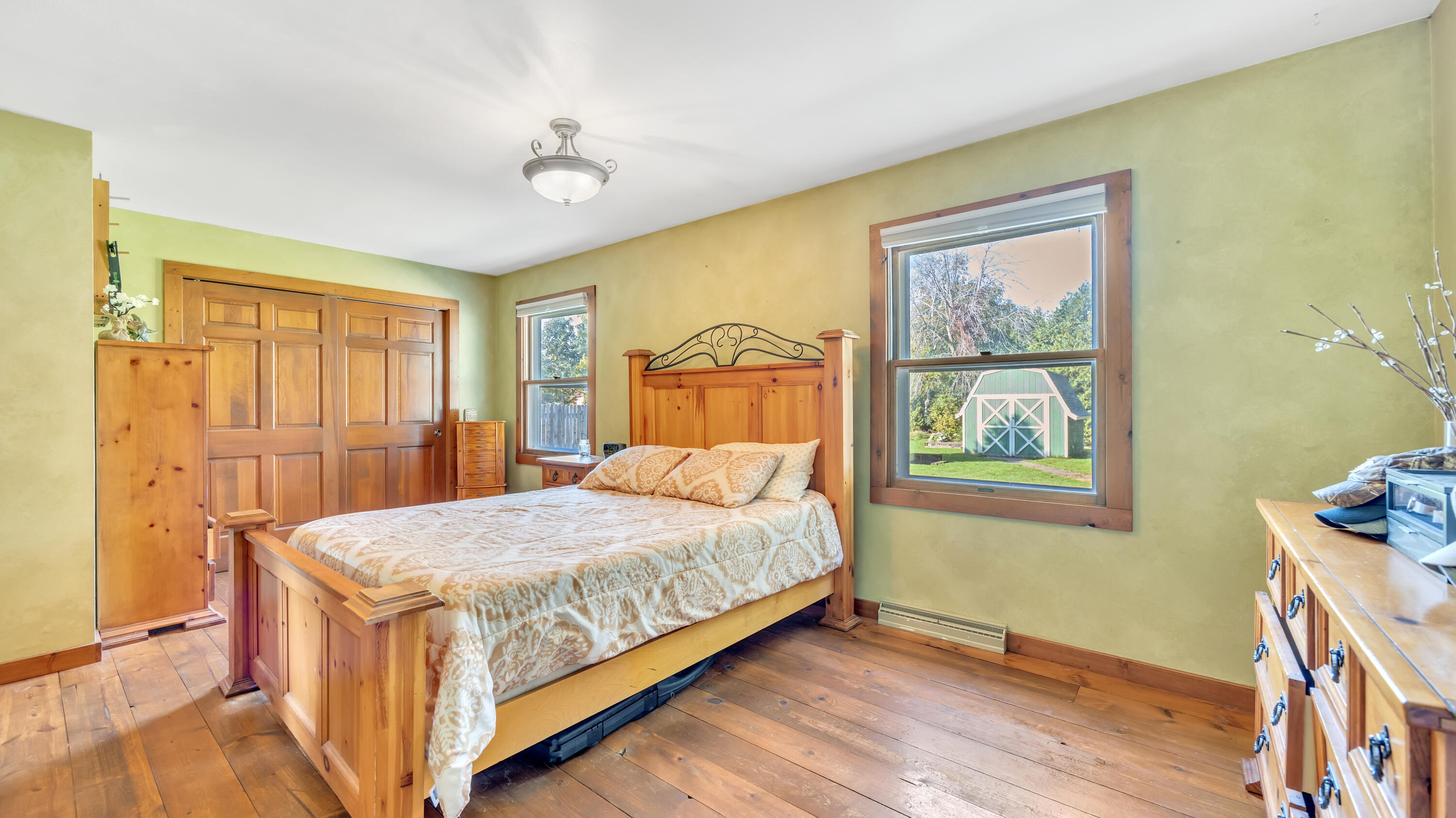 1436 West Washington Avenue Cleveland, WI 53015 - Photo 12 of 38 Primary Bedroom