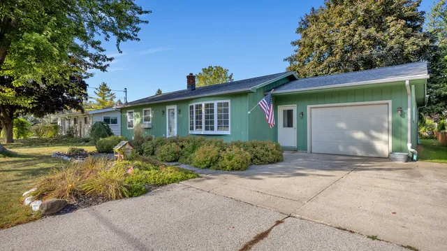 $270,000 | 1436 West Washington Avenue, Cleveland, WI 53015