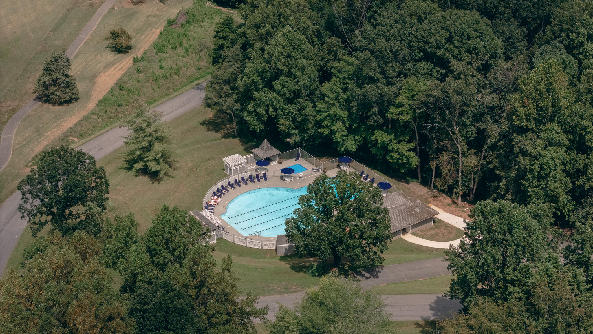 845 Gangplank Road, Unit 203 Moneta, VA 24121 - Photo 35 of 46 an aerial view of a house having outdoor space