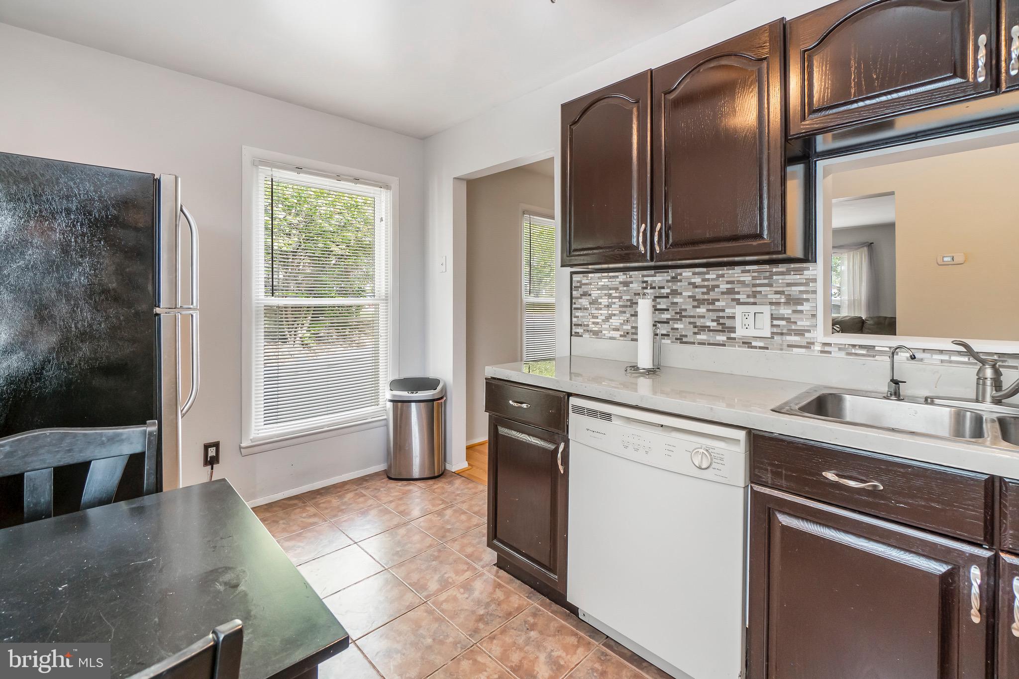 3501 Saluda Road Baltimore, MD 21236 - Photo 9 of 27 Kitchen
