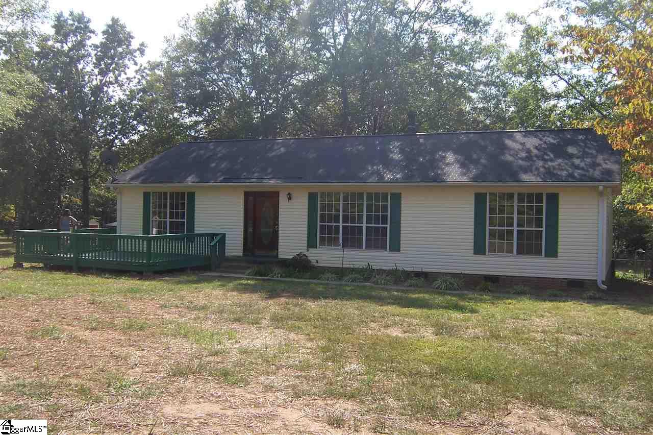 112 Epps Road Belton, SC 29627 - Photo 1 of 18