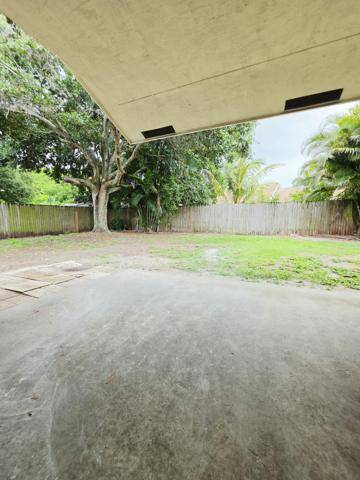 5447 Twin Oakes Road Lake Worth, FL 33463 - Photo 17 of 17 20260702_114716