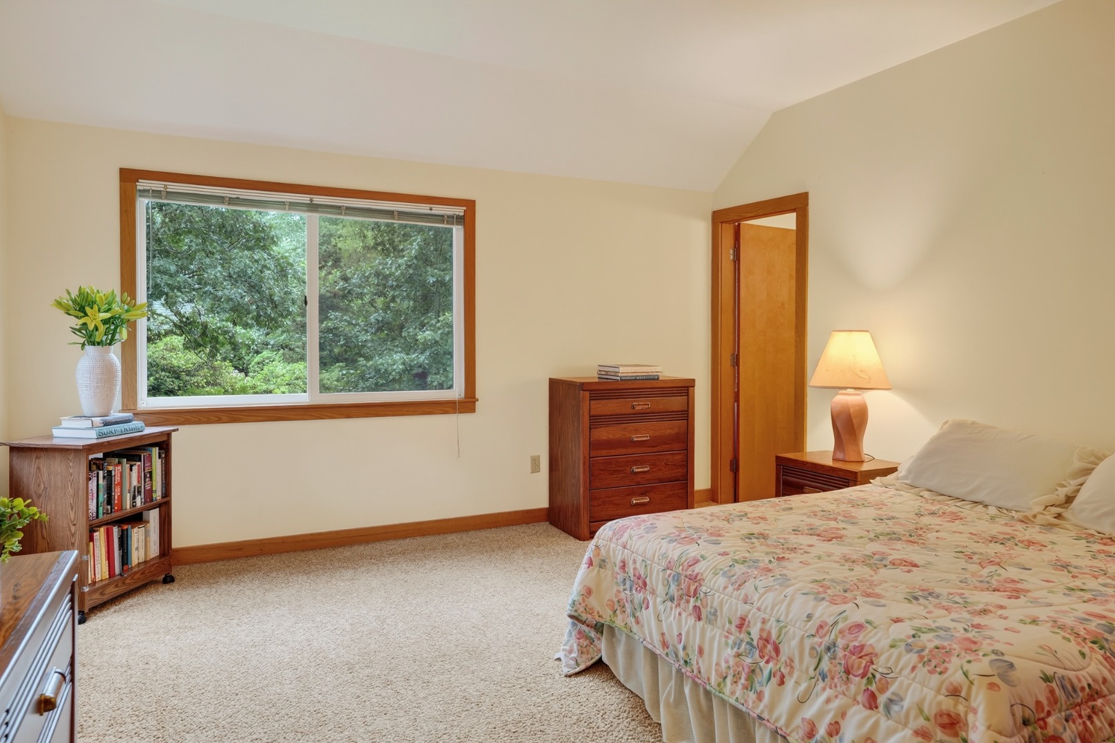 20 Hidden Cove Road Oak Bluffs, MA 02557 - Photo 33 of 45 Gallery Image 33