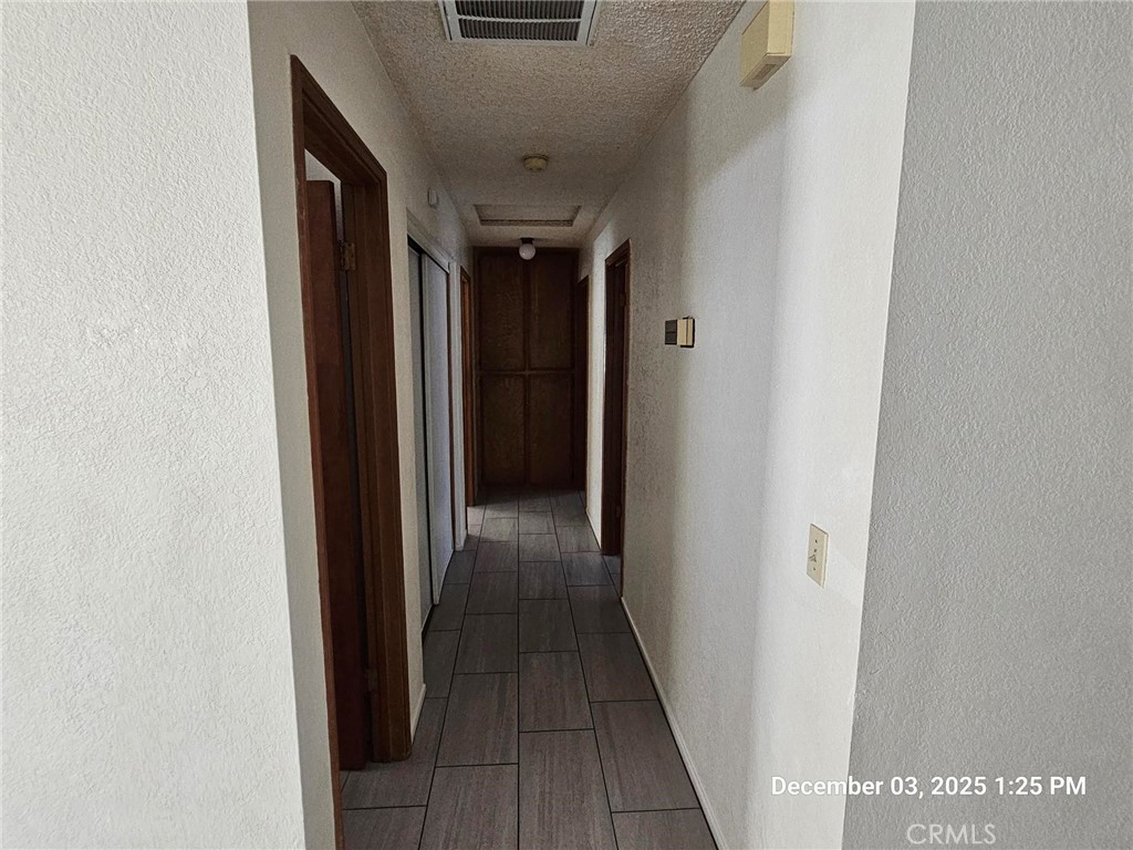 18891 Rock Springs Road Hesperia, CA 92345 - Photo 13 of 25 a view of hallway