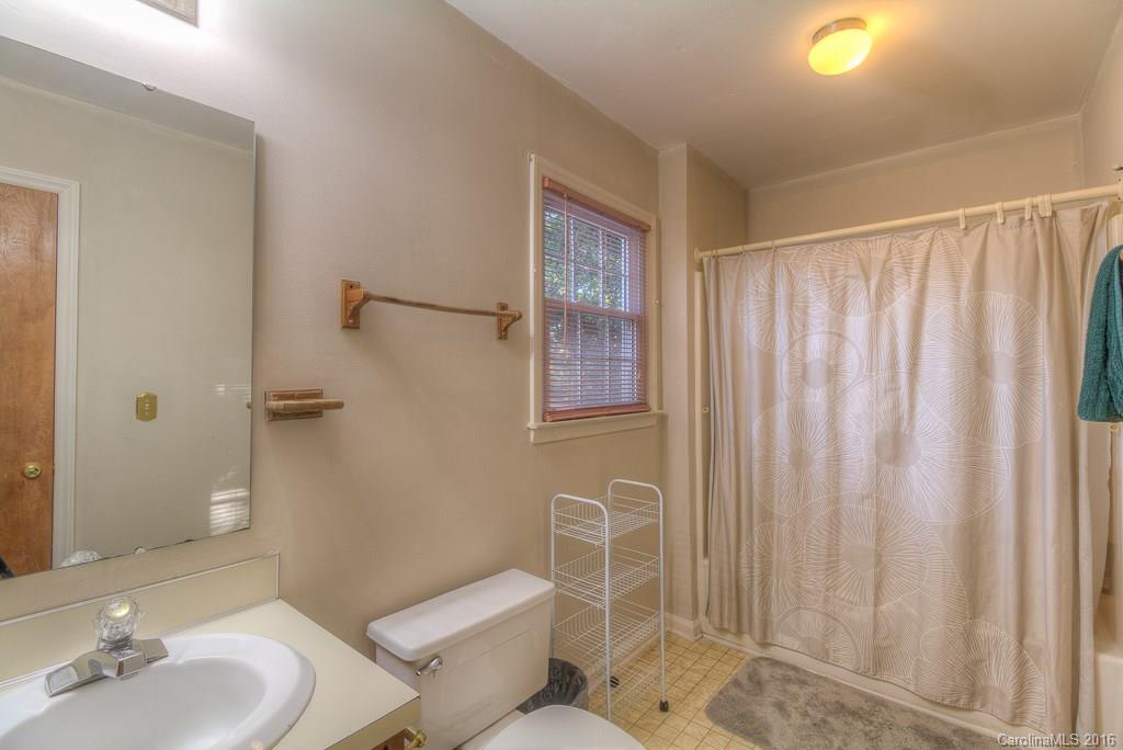 6432 Sullins Road Charlotte, NC 28214 - Photo 13 of 18 Gallery Image 13