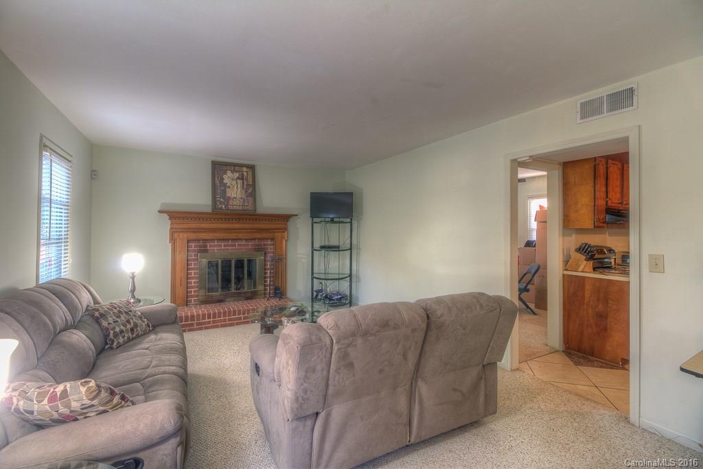 6432 Sullins Road Charlotte, NC 28214 - Photo 4 of 18 Gallery Image 4