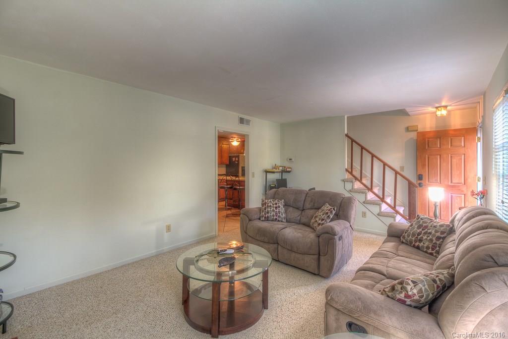 6432 Sullins Road Charlotte, NC 28214 - Photo 5 of 18 Gallery Image 5
