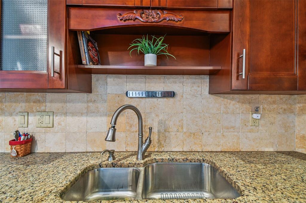 6006 Redhawk Drive New Port Richey, FL 34655 - Photo 23 of 90