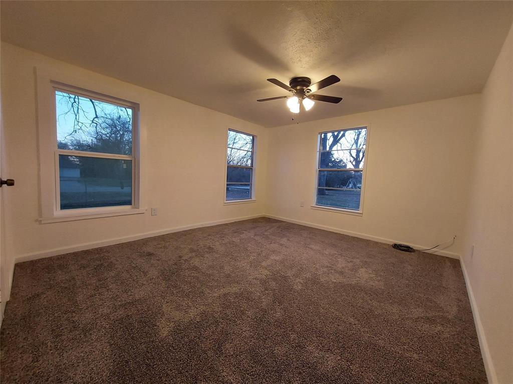 606 West Washington Avenue Whitney, TX 76692 - Photo 12 of 21