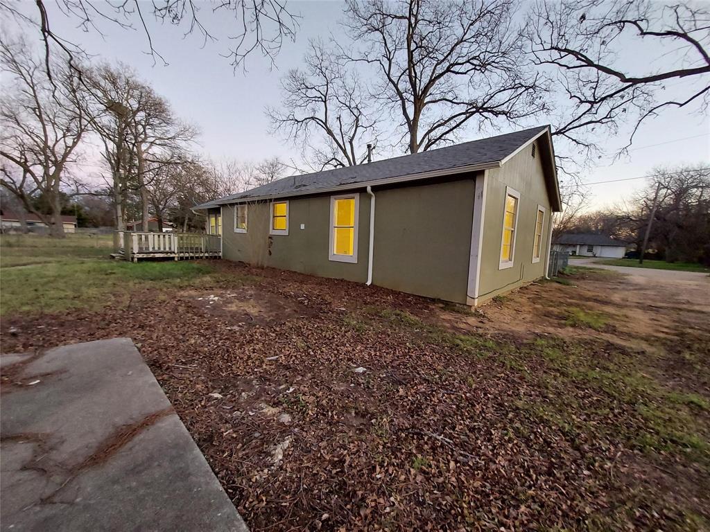 606 West Washington Avenue Whitney, TX 76692 - Photo 19 of 21