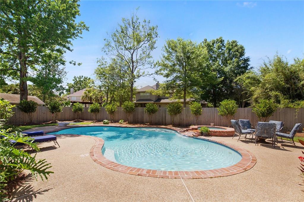 1354 Rue Bayonne Mandeville, LA 70471 - Photo 37 of 40