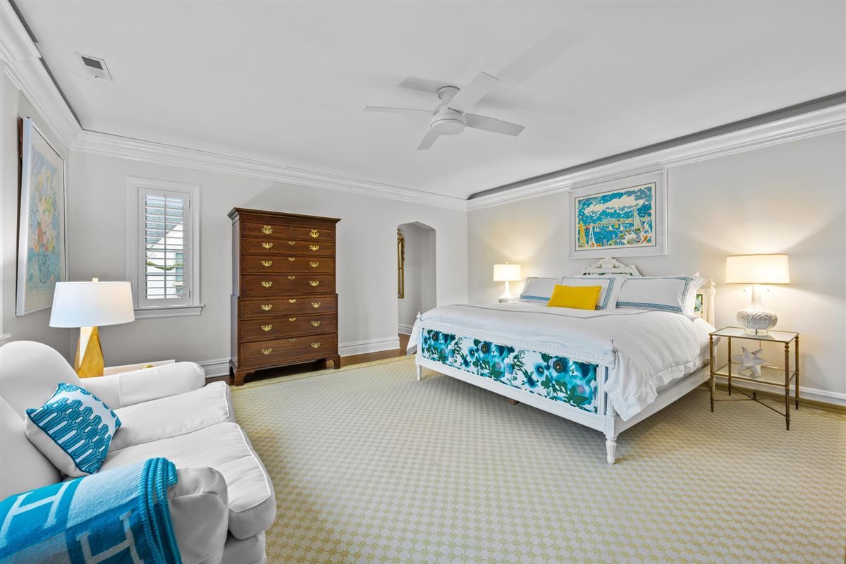 562 Earlston Road Kenilworth, IL 60043 - Photo 33 of 65