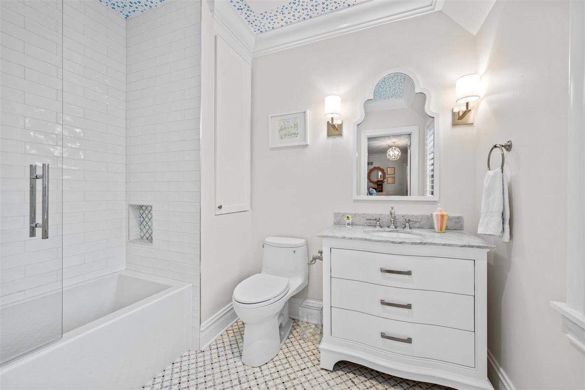 562 Earlston Road Kenilworth, IL 60043 - Photo 42 of 65