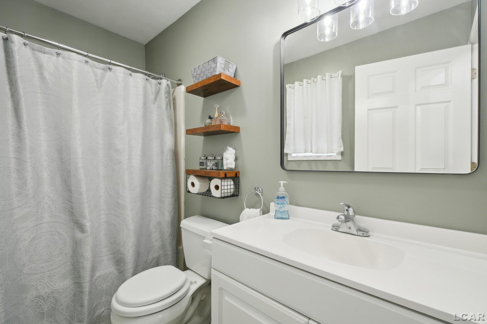 1254 East Oregon Road Adrian, MI 49221 - Photo 16 of 39 Gallery Image 16
