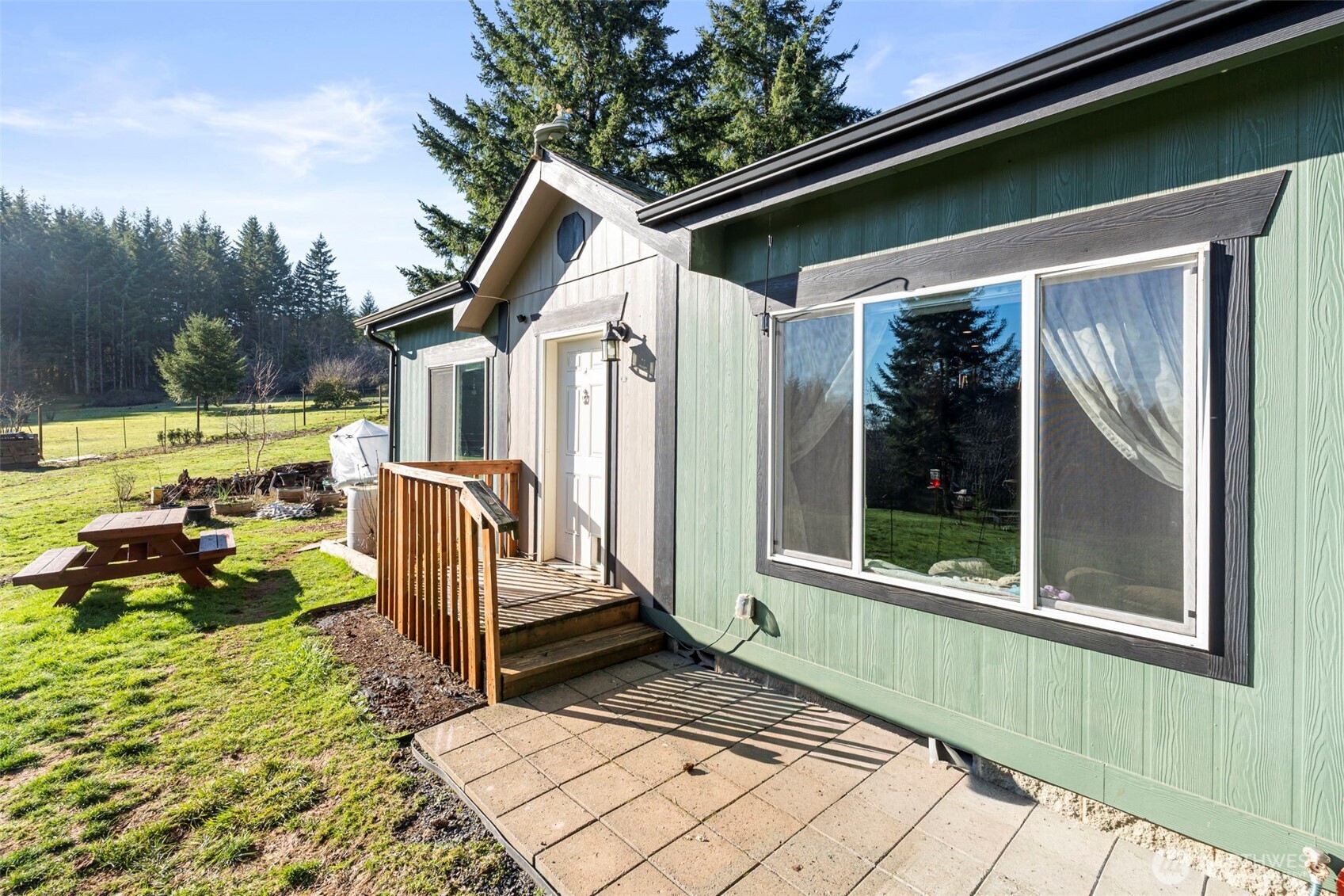 131 Silverthistle Road Winlock, WA 98596 - Photo 2 of 38