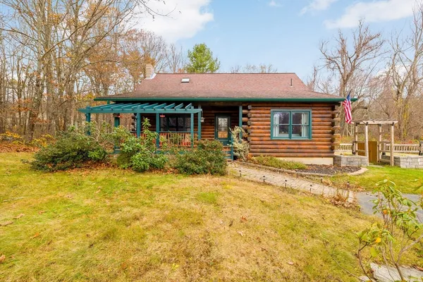 $499,900 | 404 Rawson Street, Leicester, MA 01524