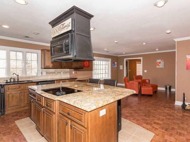 7902 Fall Creek Road Indianapolis, IN 46256 - Photo 3 of 24 Gallery Image 3