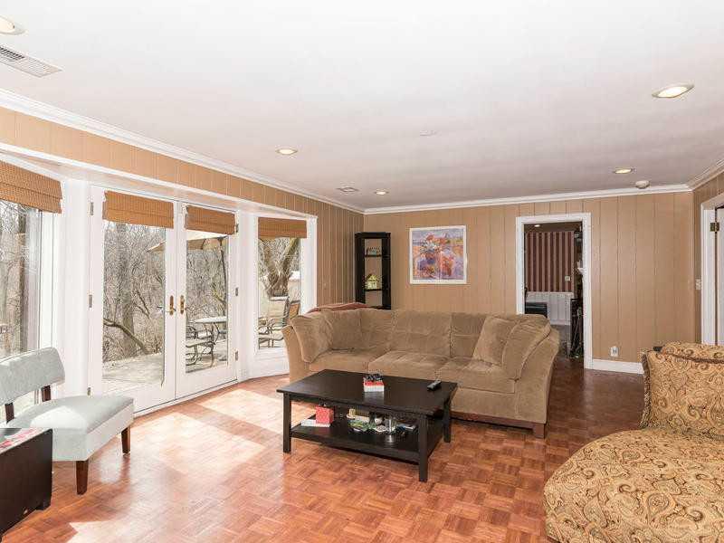 7902 Fall Creek Road Indianapolis, IN 46256 - Photo 8 of 24 Gallery Image 8