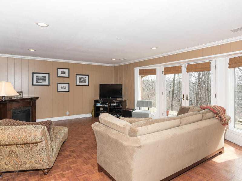 7902 Fall Creek Road Indianapolis, IN 46256 - Photo 9 of 24 Gallery Image 9