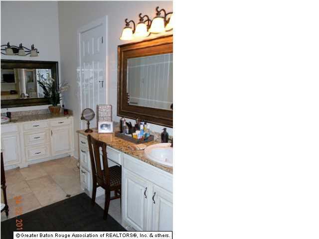 407 North River Road Denham Springs, LA 70726 - Photo 10 of 24 Gallery Image 10
