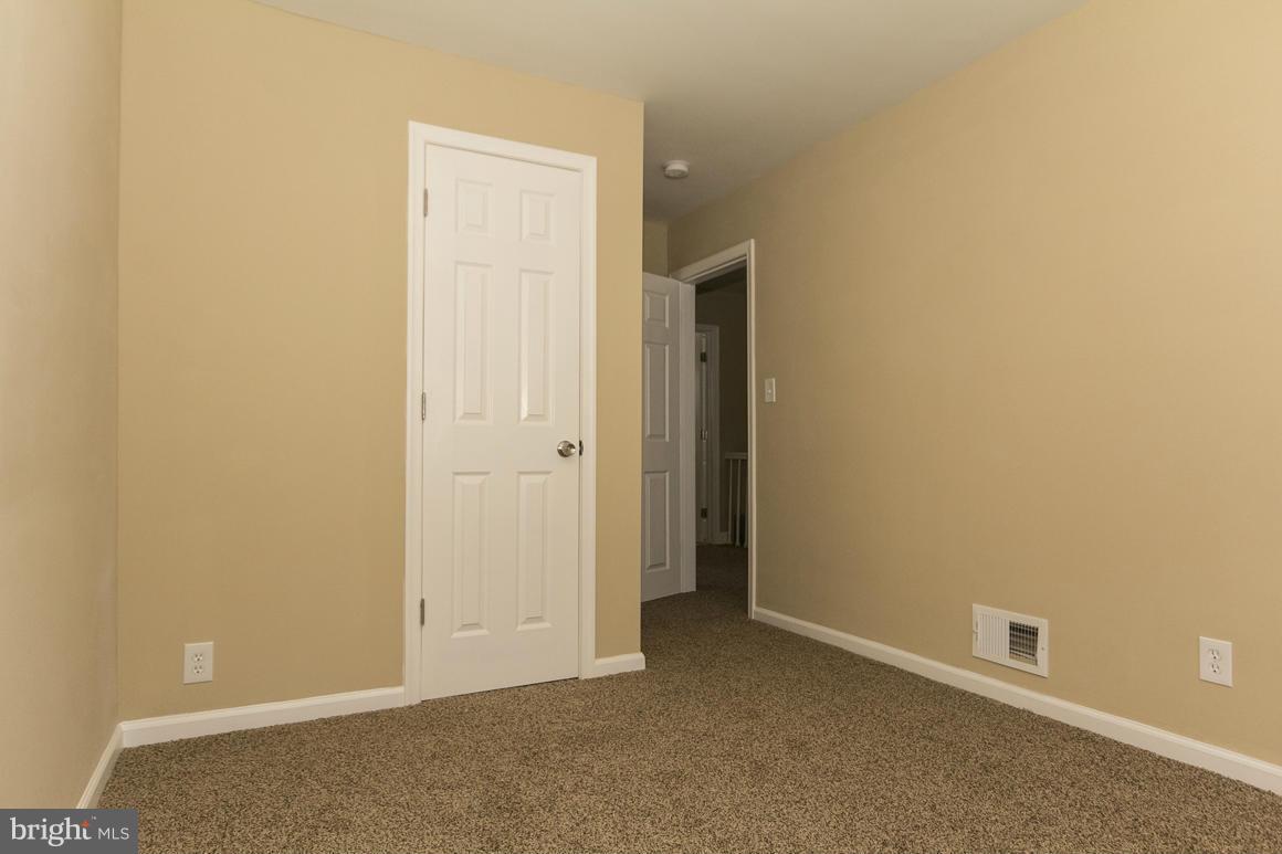1934 Eastfield Road Baltimore, MD 21222 - Photo 20 of 25 Bedroom