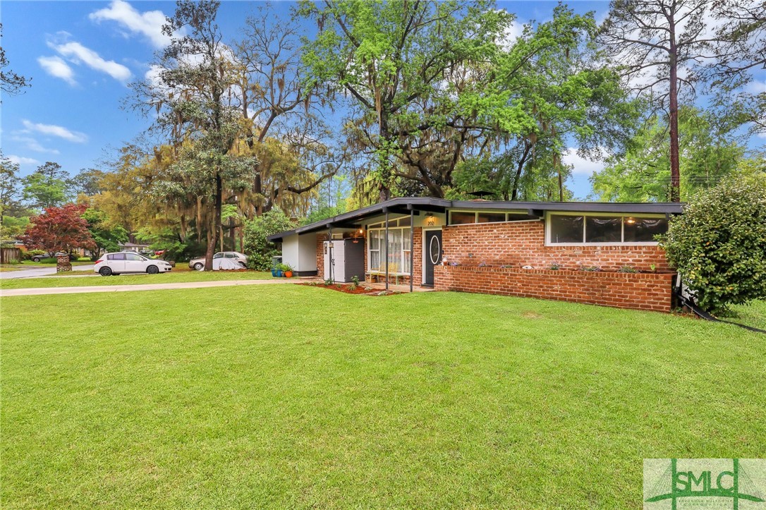 202 Tanglewood Road Savannah, GA 31419 - Photo 3 of 37