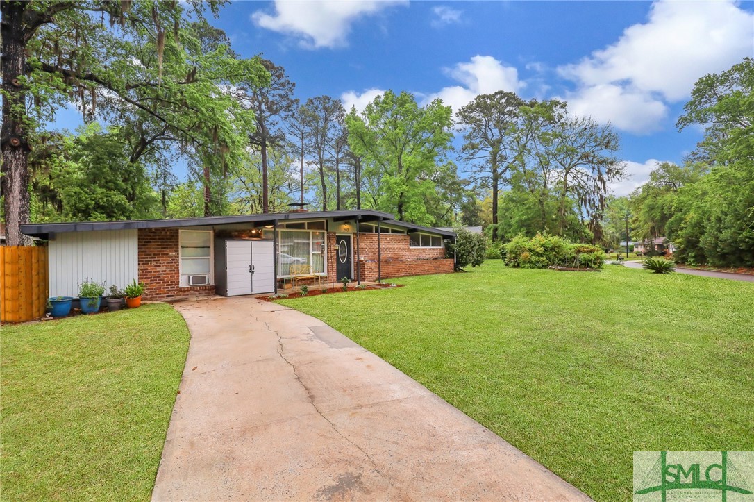 202 Tanglewood Road Savannah, GA 31419 - Photo 4 of 37
