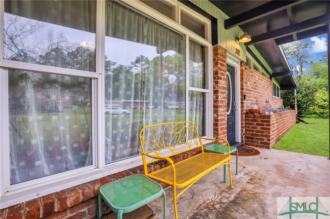 202 Tanglewood Road Savannah, GA 31419 - Photo 5 of 37