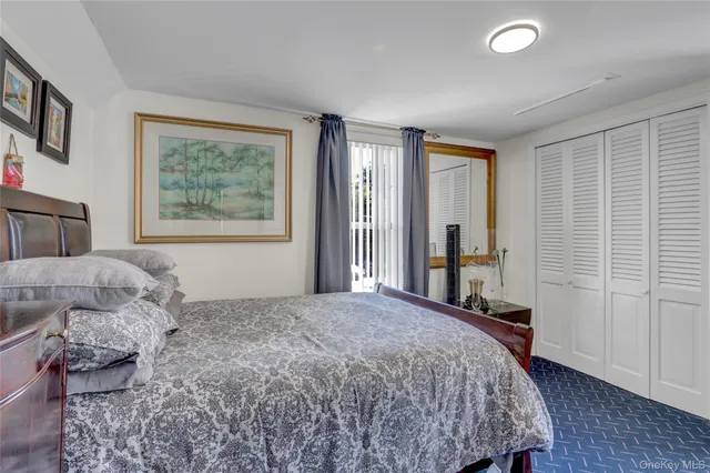 $599,000 | 66 Center Avenue, Bay Shore, NY 11706