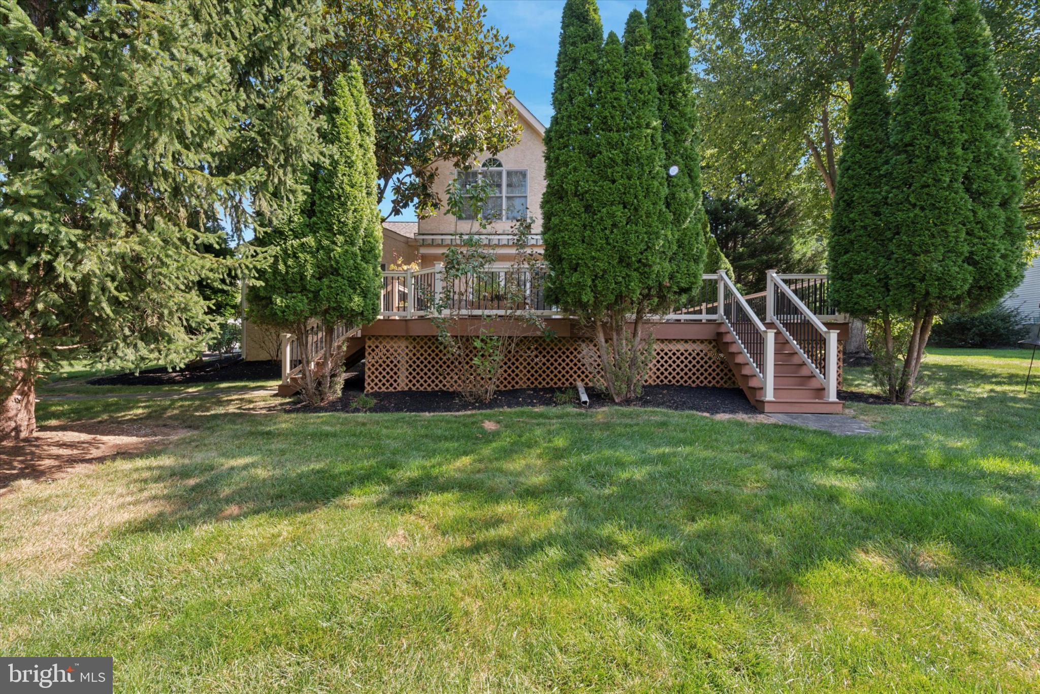 856 Monteith Drive Wayne, PA 19087 - Photo 5 of 35 a garden view with a seating space