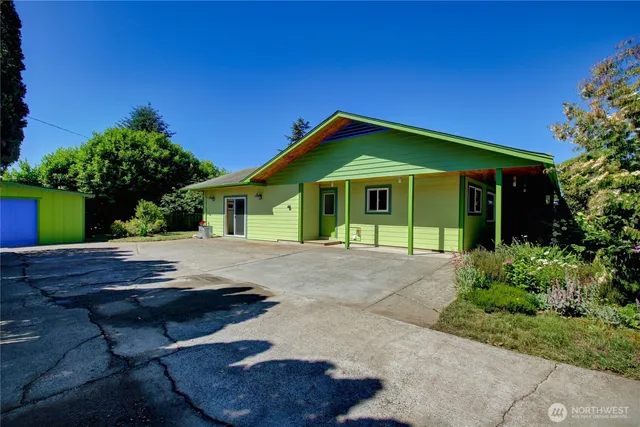 $665,000 | 16005 Laconner Whitney Road, La Conner, WA 98257