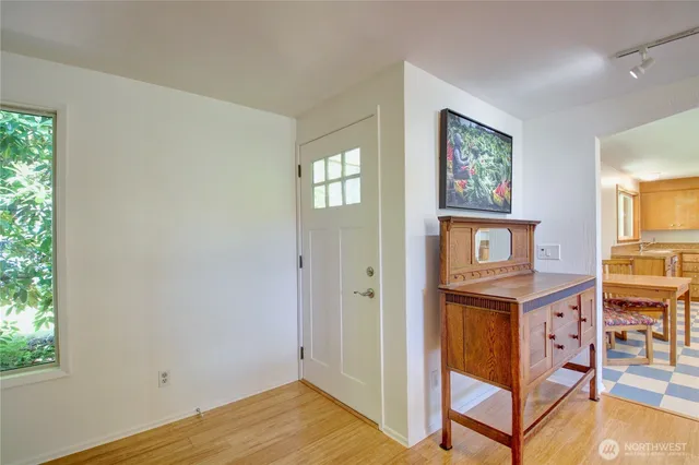 $665,000 | 16005 Laconner Whitney Road, La Conner, WA 98257