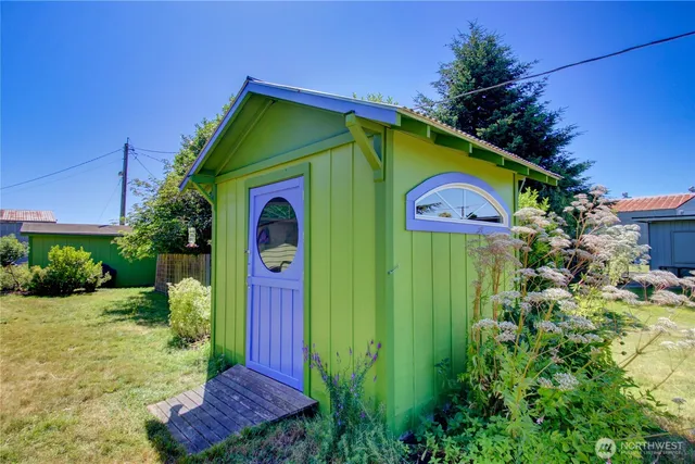 $665,000 | 16005 Laconner Whitney Road, La Conner, WA 98257