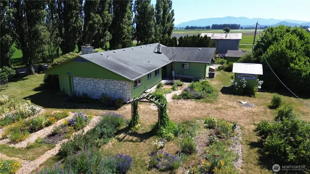 $665,000 | 16005 Laconner Whitney Road, La Conner, WA 98257