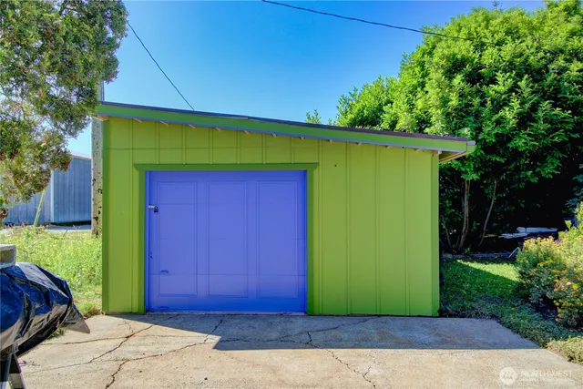 $665,000 | 16005 Laconner Whitney Road, La Conner, WA 98257