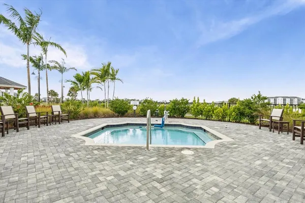 $3,000 | 17585 Boracay Court, Unit 2102, Venice, FL 34293