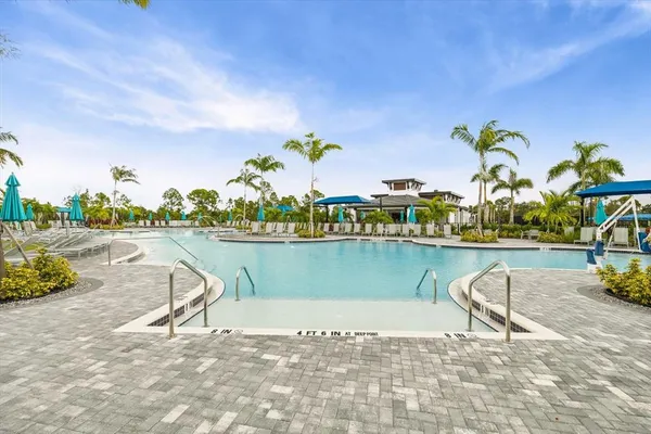 $3,000 | 17585 Boracay Court, Unit 2102, Venice, FL 34293